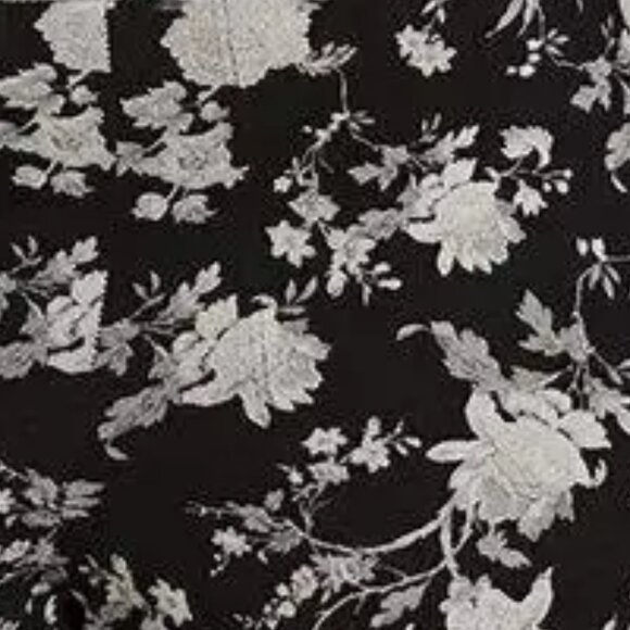 ❤️NWT VINTAGE TORRID POCKETS LEGGING - FLORAL PRINT - PEDAL PUSHER - PLUS SIZE - Picture 2 of 11